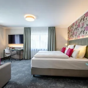 *** Szálloda Boutique Erb Muenchen Parsdorf Németország